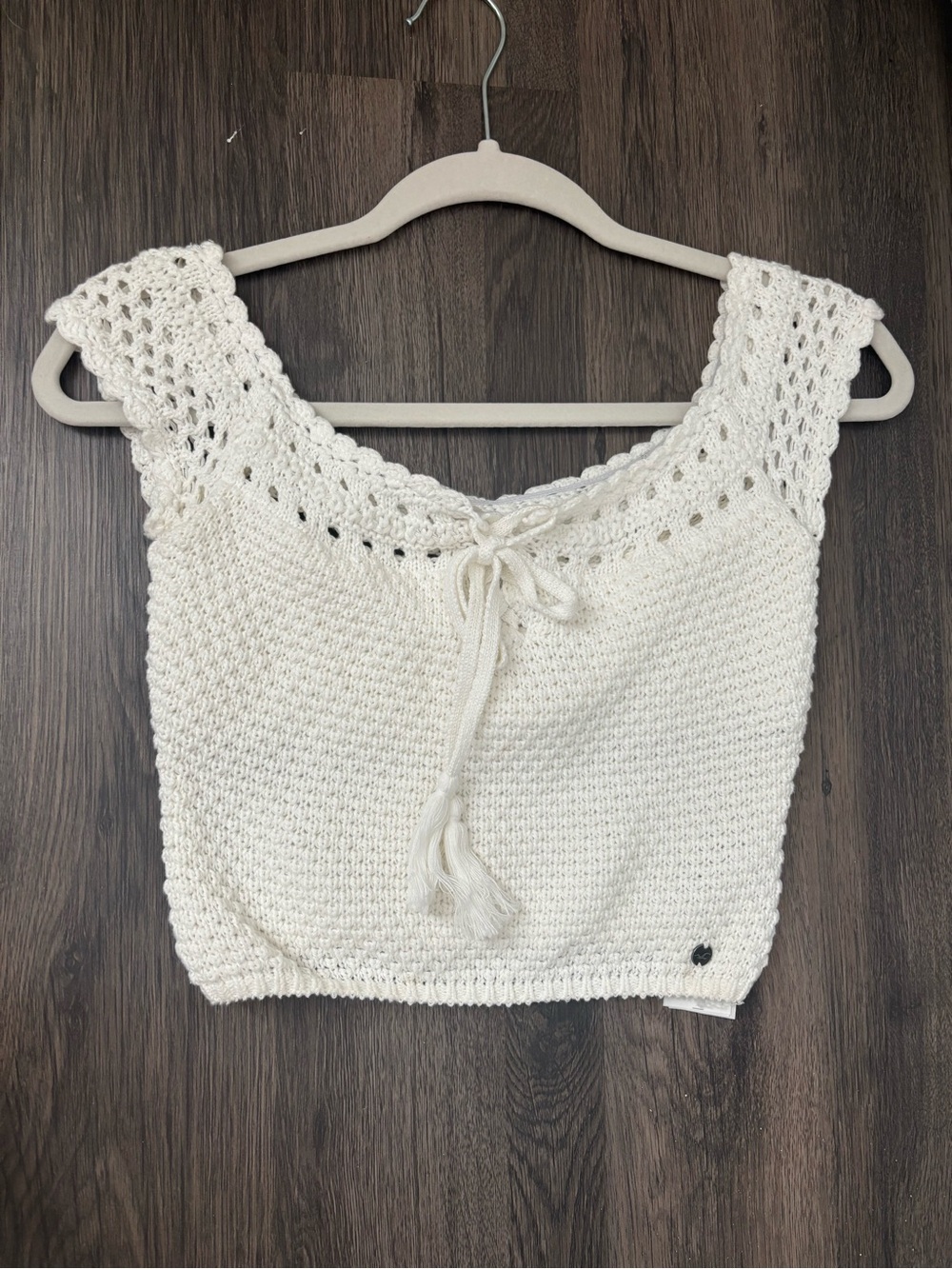 Hollister Cream Crochet Tie-Front Crop Top